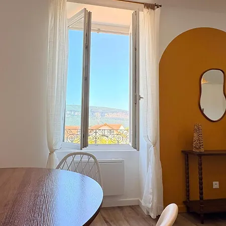 T2 Moderne - Idéal Vallée Bleue&bugey Appartement